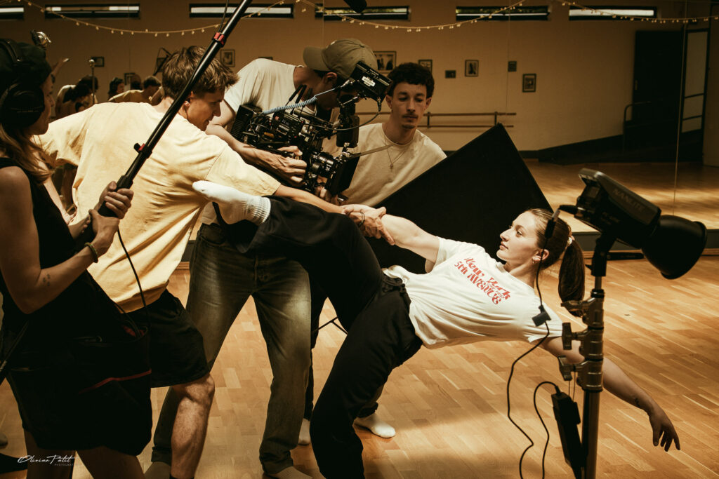 court metrage tournage backstage bts film long metrage clermont-ferrand put you head on my shoulder actors danse camera